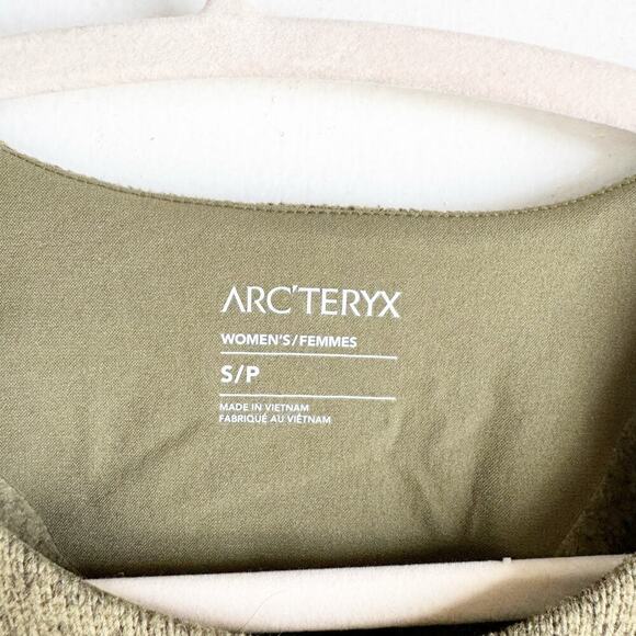 Arc’teryk Covert Knit Sweater Pull Over Green Heathered Fabric Chest Pocket S - Picture 2 of 13